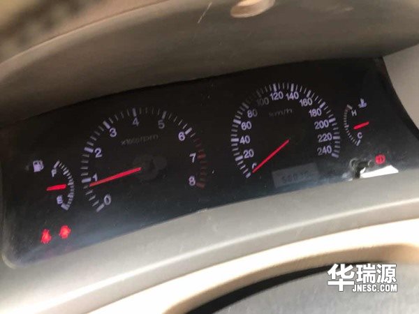 吉利远景，指向精准，空间舒适