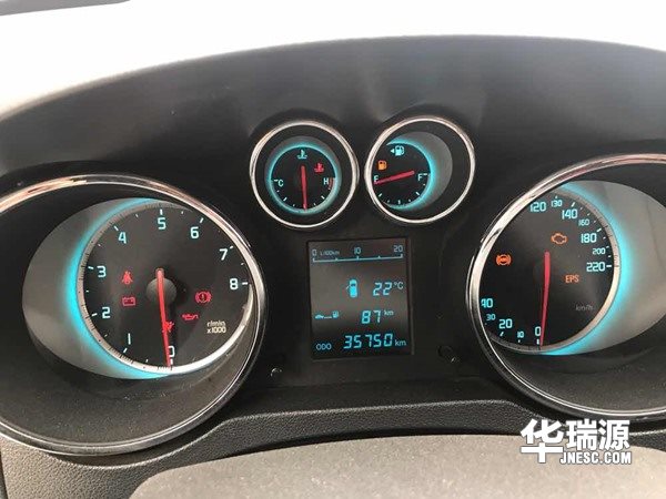 不到5万元就能买到的SUV—长安CS35，运动时髦配置丰富