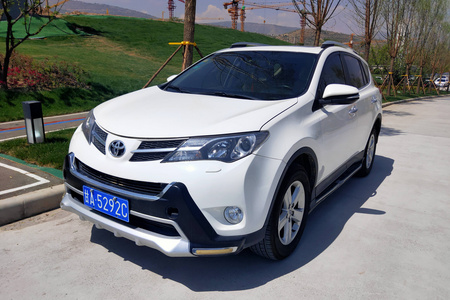 金昌二手丰田RAV4荣放 2013款 2.5L 手自一体 精英版