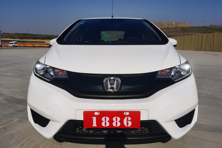 乌鲁木齐二手本田飞度 2016款 1.5L 手动 LX 舒适版