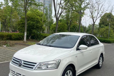 镇江二手大众桑塔纳 2013款 1.6L 手动 风尚版