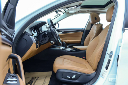 鹤壁二手宝马5系 2018款 528Li 2.0T 手自一体 上市特别版