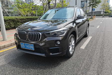深圳二手宝马X1 2016款 sDrive18Li 1.5T 手自一体 豪华版