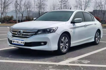 宜昌二手本田雅阁 2015款 2.0L LX 舒适版
