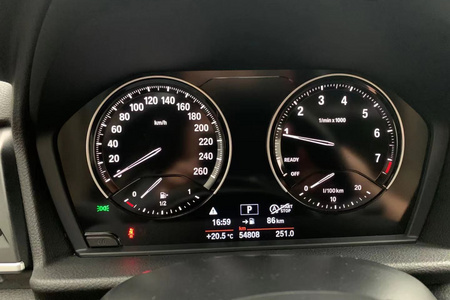 嘉兴二手宝马2系旅行车 2018款 218i 1.5T 手自一体 尊享版运动套装
