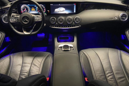 北京二手奔驰S级 2018款 S 450 4MATIC 轿跑车